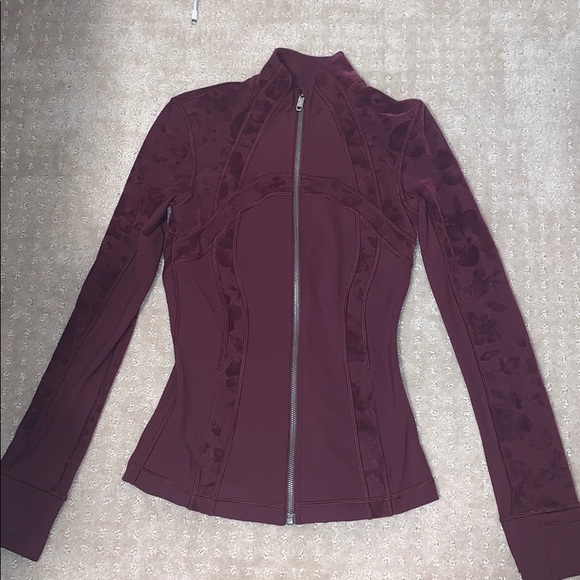 Lulu lemon define jacket - Picture 2 of 5